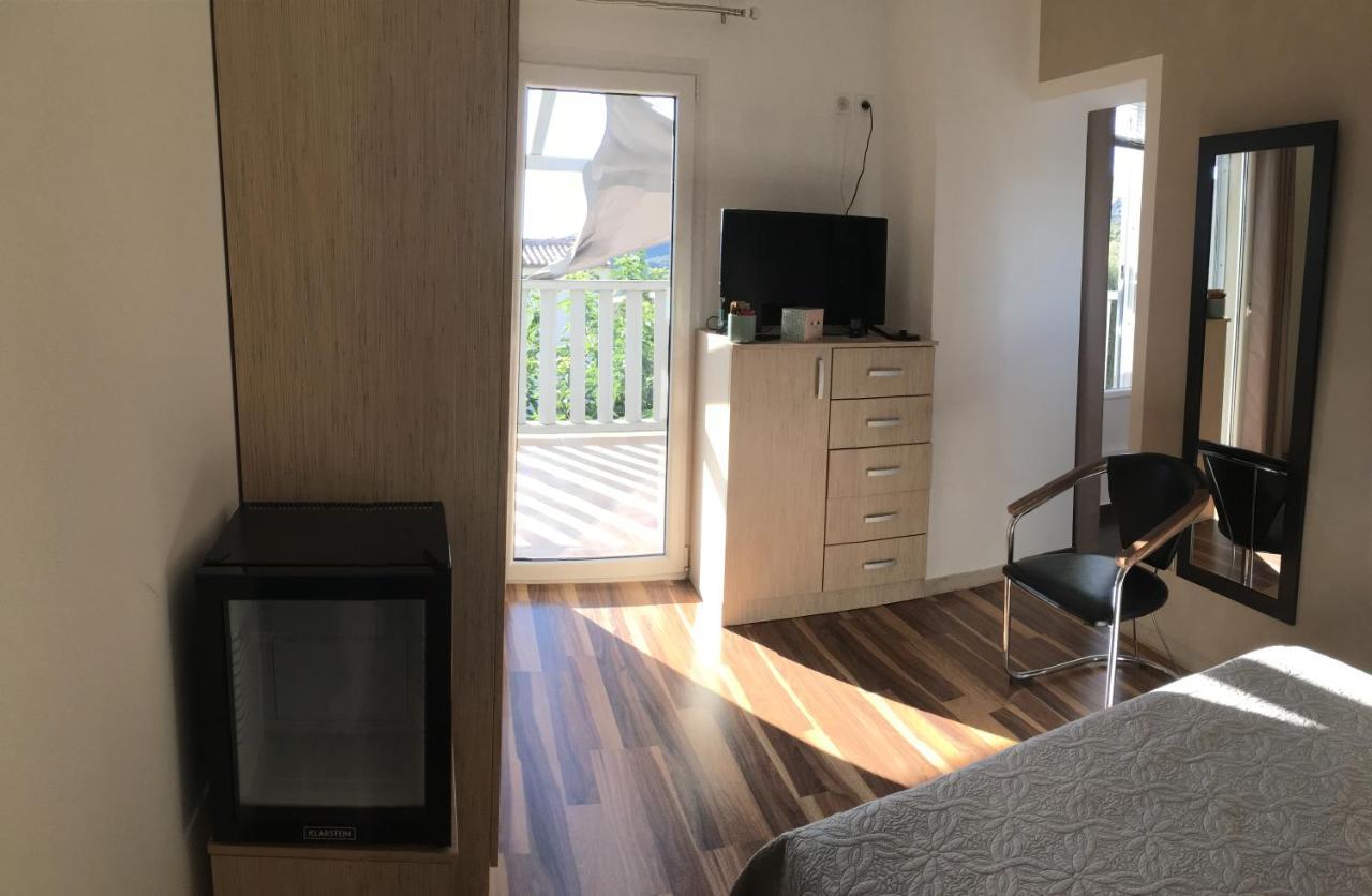 Casa Basgiu, Chambres Avec Balcon Et Table D'Hotes Zilia Eksteriør bilde