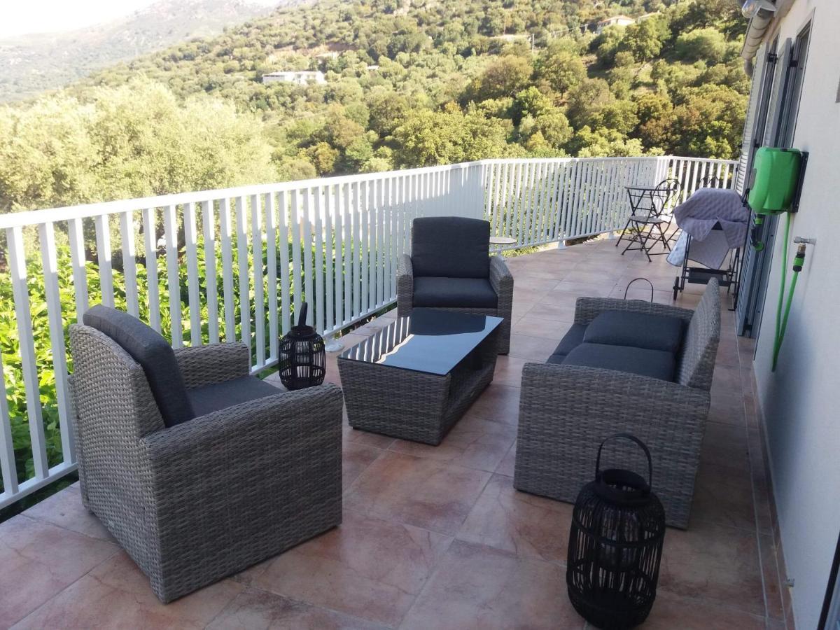 Casa Basgiu, Chambres Avec Balcon Et Table D'Hotes Zilia Eksteriør bilde